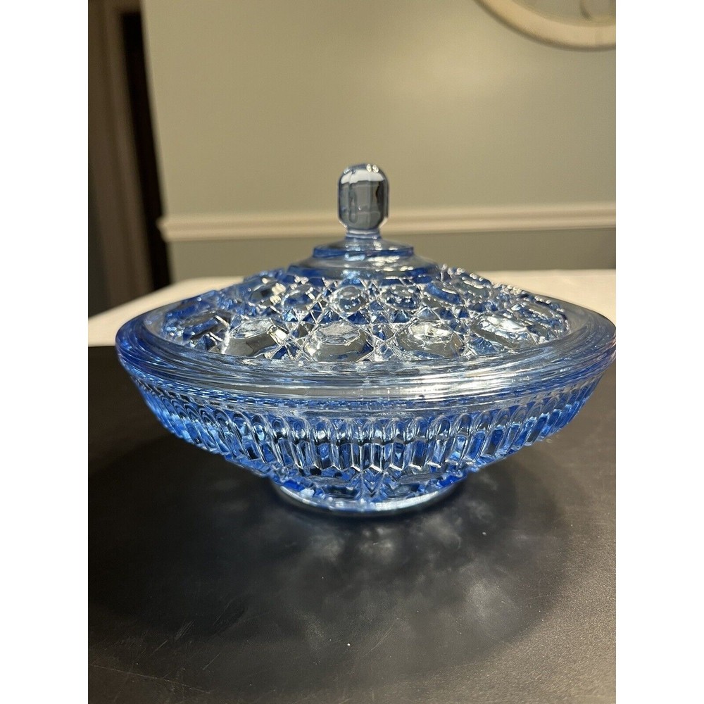 Vintage Indiana Windsor Blue Glass 7” Candy Dish Lidded
